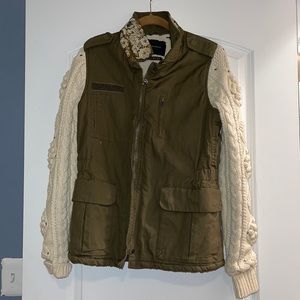 Maison Scotch  & Soda size 2 olive / ivory sweater detailed sleeve jacket lined